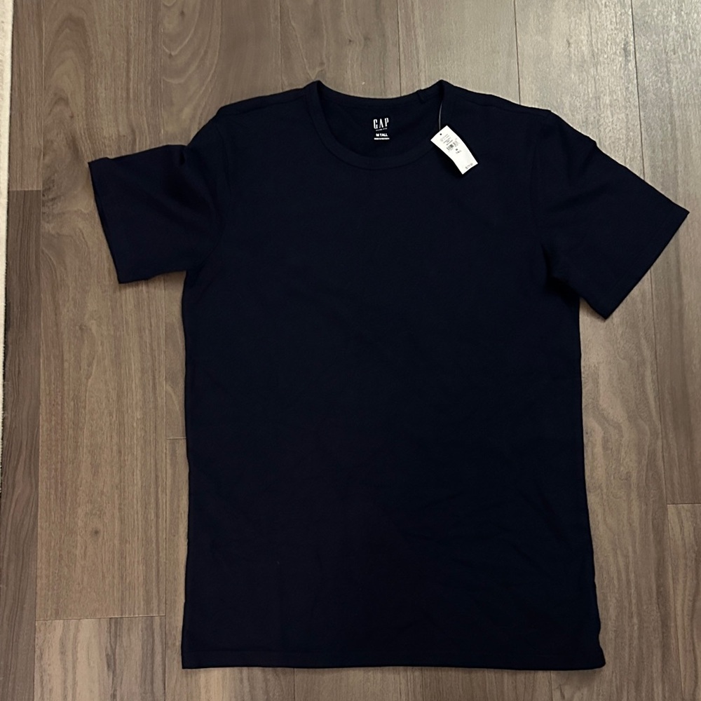 NWT GAP Men's Navy Short Sleeve Tee